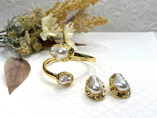 Bracelet & Earrings Set